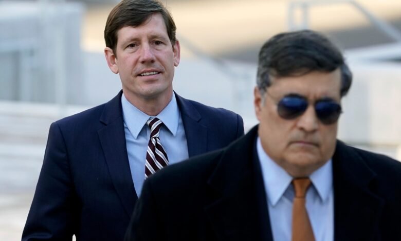 Trump Pardoons convicted of Tennessee legislator once represented by the White House lawyer