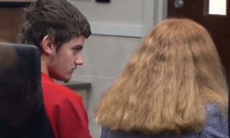Wisconsin's teenager supposedly killed parents at the extremist plot to kill Trump, says the FBI